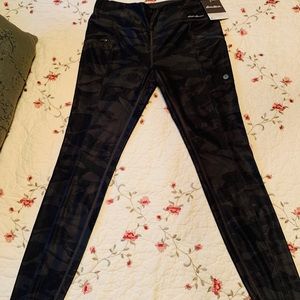 Eddie Bauer trail tight
